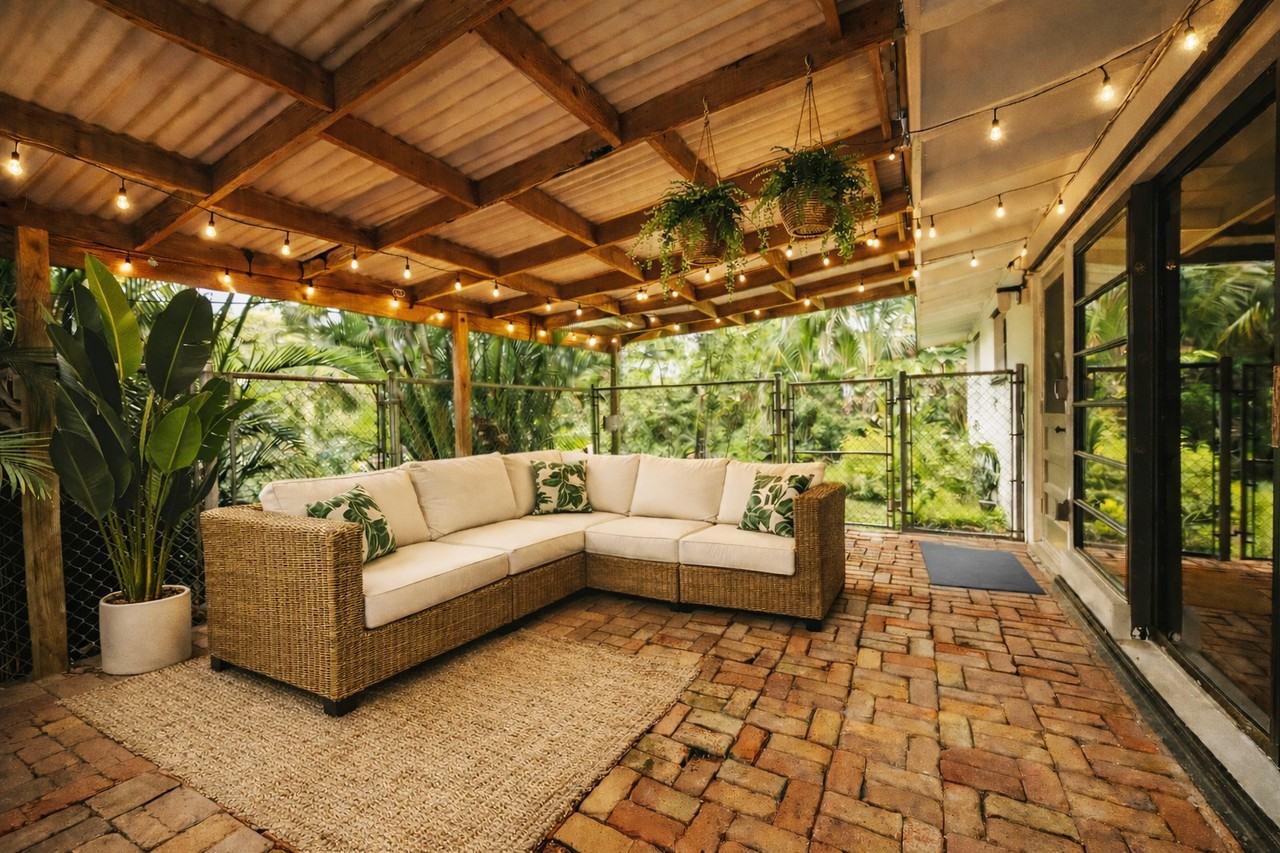 2512 Sugarloaf Ln - Photo 3 of 14