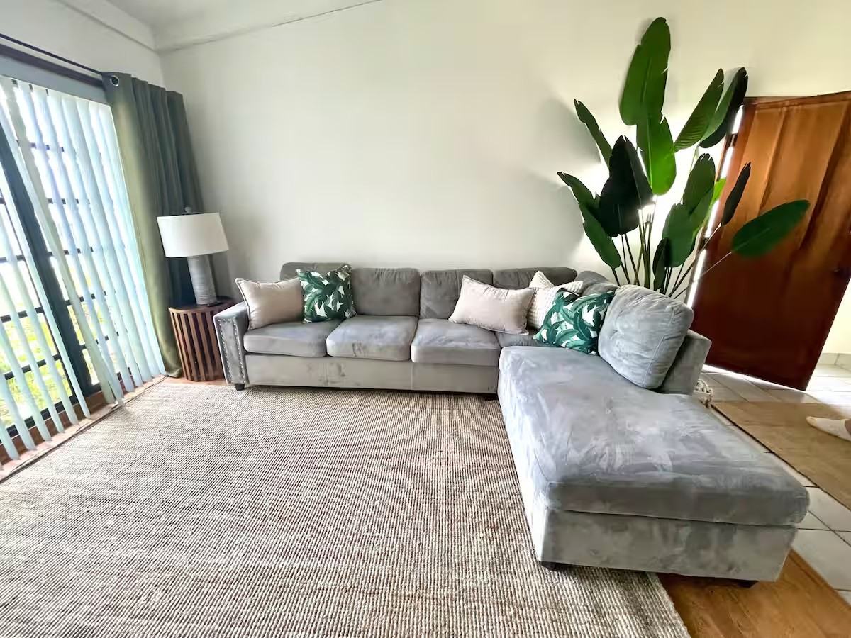 2512 Sugarloaf Ln - Photo 7 of 14