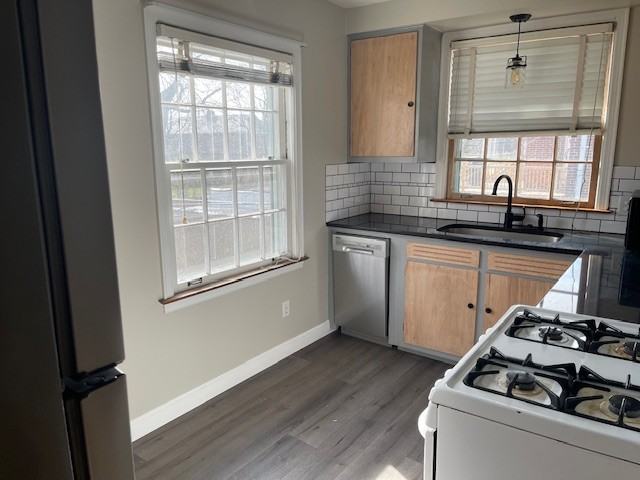 1818 Ashland Ave #B - Photo 7 of 12