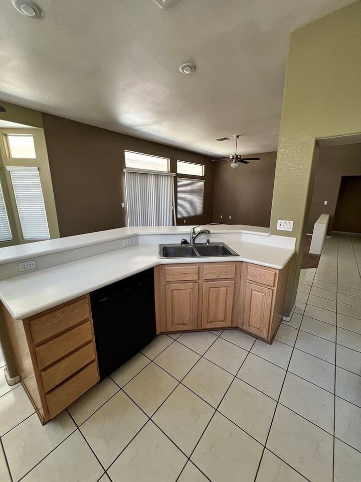 10416 Georgetown Place - Photo 6 of 8