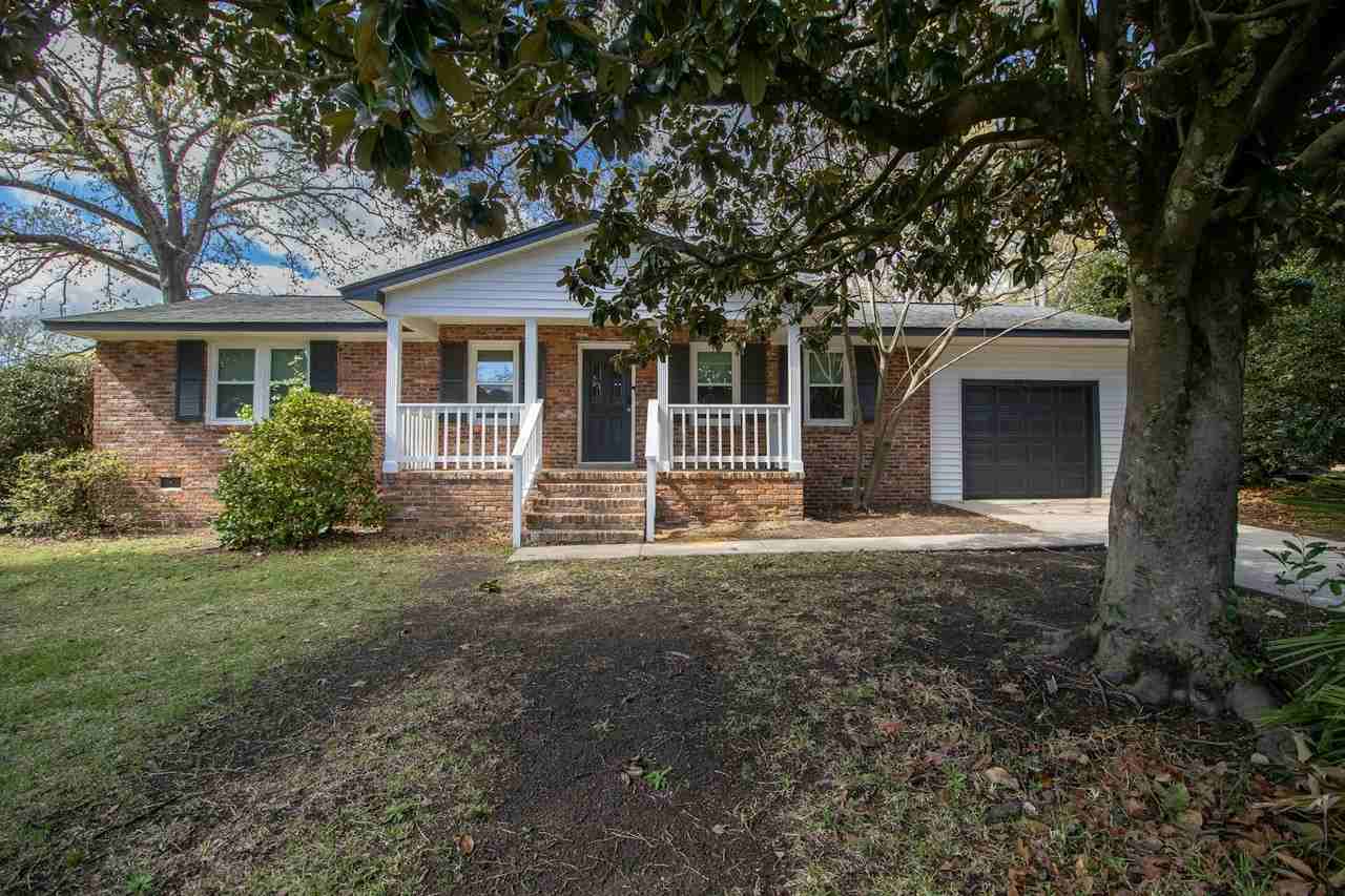 1515 Sandra Dr - Photo 3 of 30