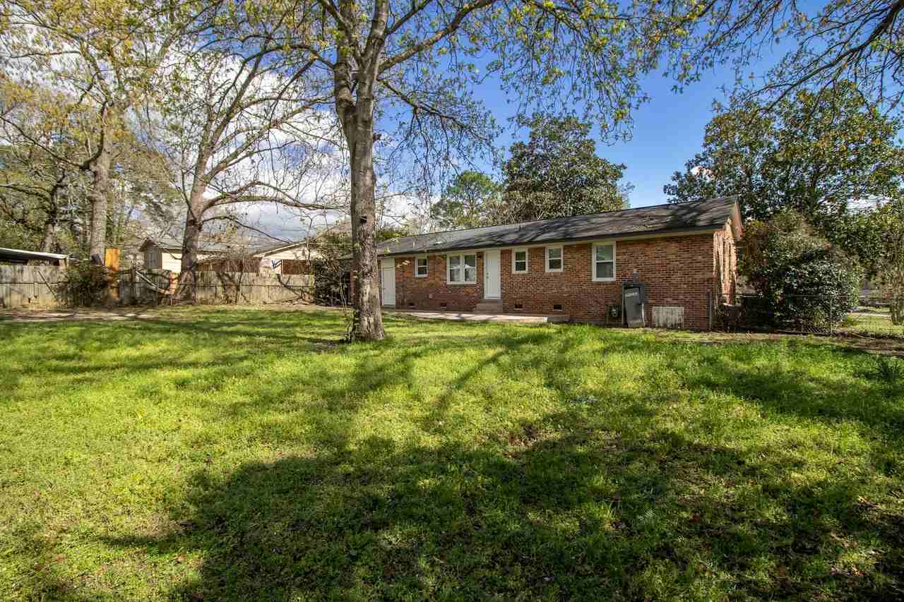 1515 Sandra Dr - Photo 7 of 30