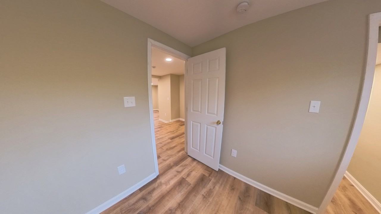 12885 Hyannis Lane - Photo 3 of 30