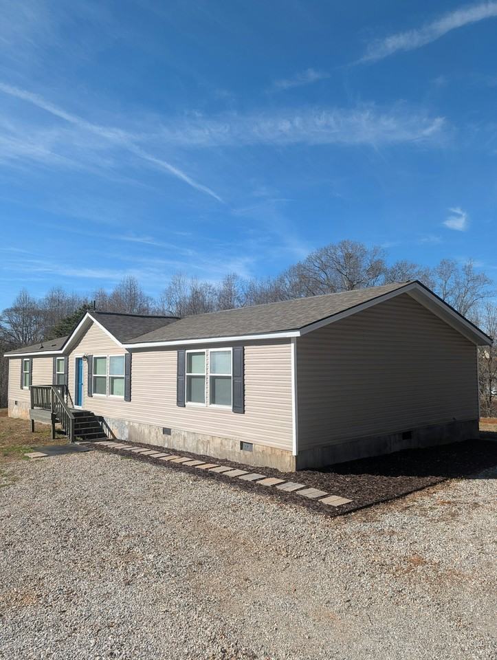 8030 Hwy 53 - Photo 2 of 33