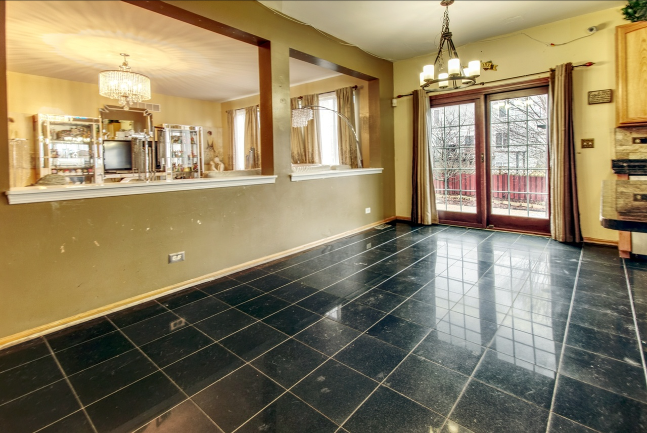 1018 Jewelflower Lane - Photo 4 of 7