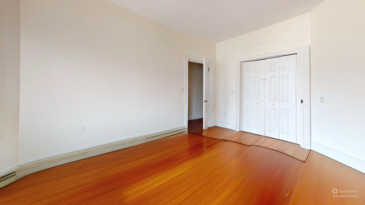 19 Newport St, Boston, MA 02125 - Photo 3 of 13