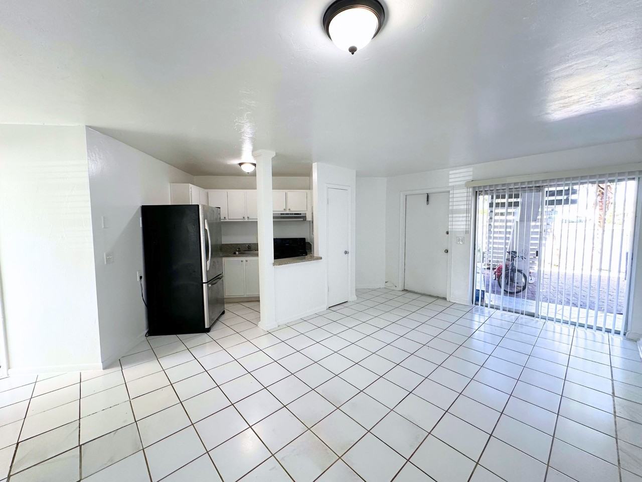 519 West Kalmia Drive - Photo 2 of 50