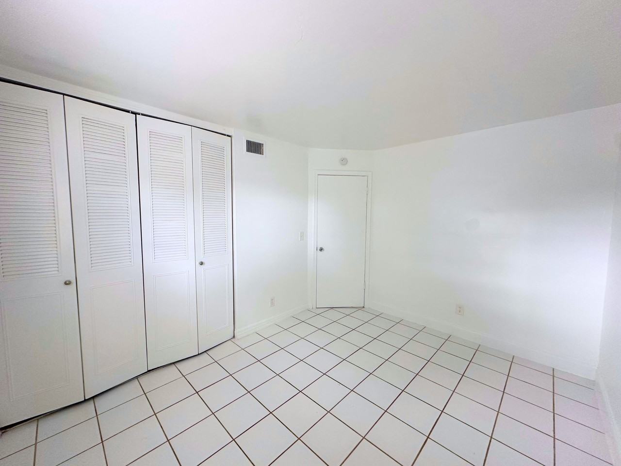 519 West Kalmia Drive - Photo 5 of 50