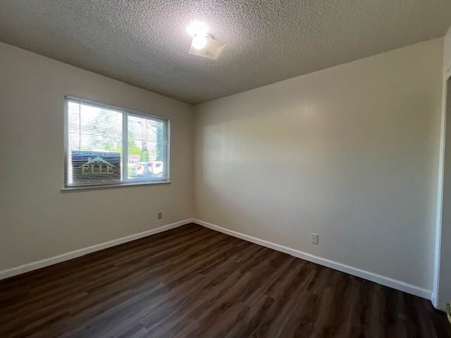 1041 West 9th Street A-D - C #C - Photo 7 of 26