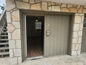 203 East Rosewood Avenue - Photo 1 of 1