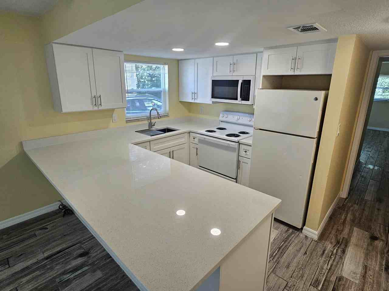 2045 Alpine Road - Photo 7 of 25