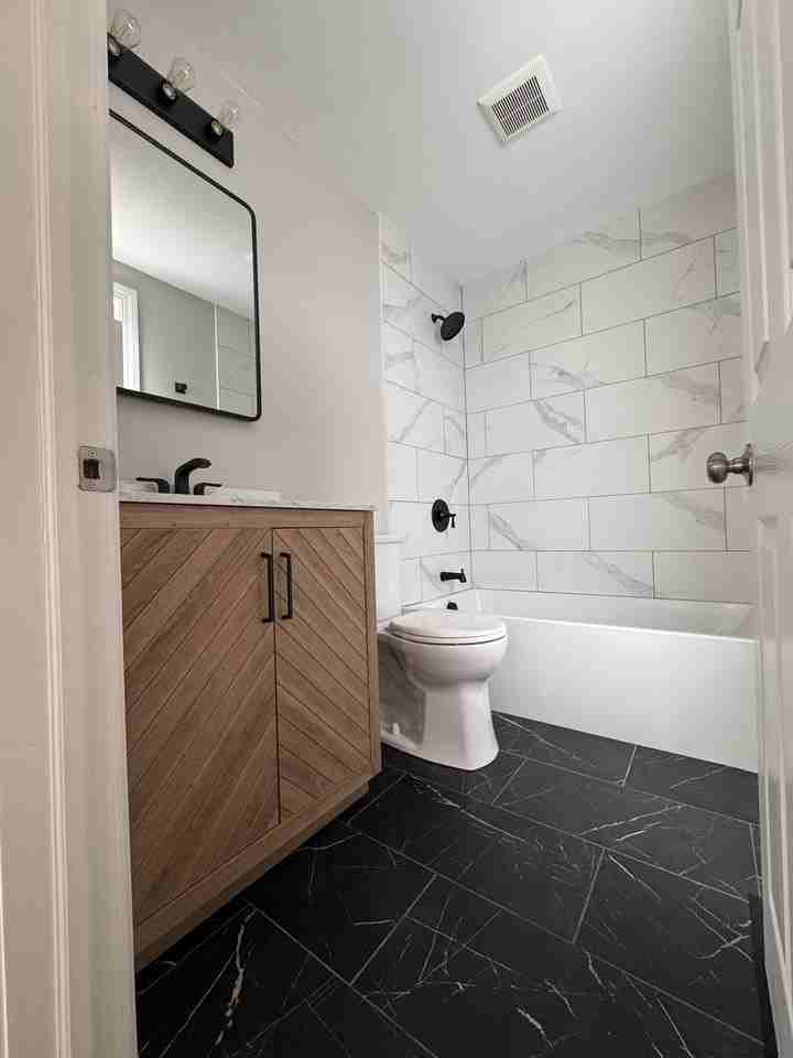 60-64 Windsor St - Photo 6 of 22