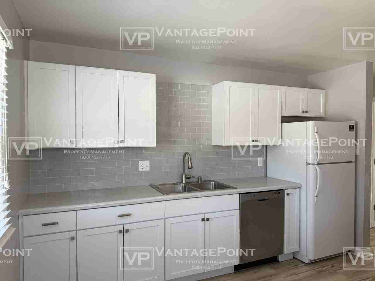 1655 9th St #1 - Photo 3 of 17