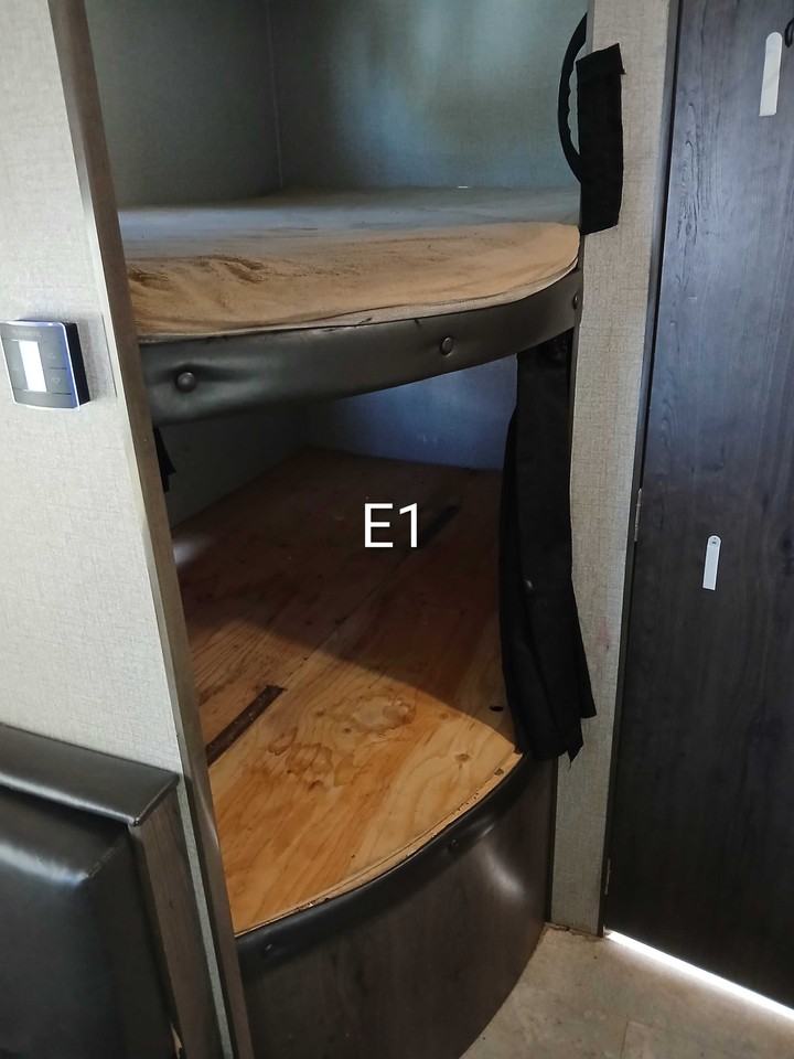 4315 9th Street - Photo 7 of 11