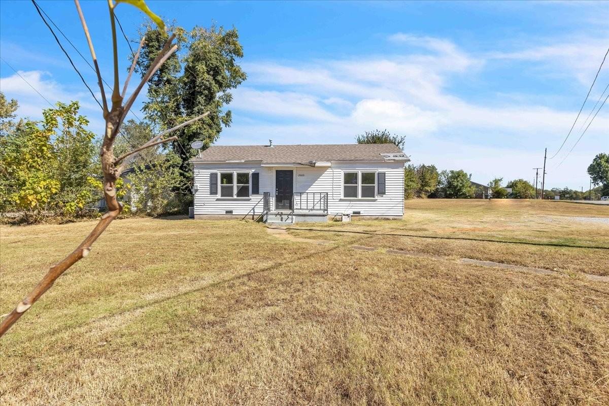 2000 N Douglas Blvd #1 - Photo 2 of 33