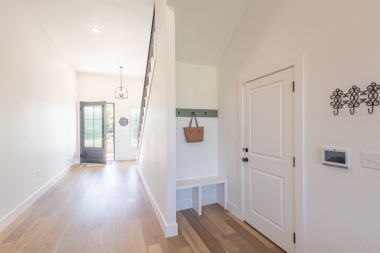 4324 Cedar Creek Rd #1 - Photo 4 of 50