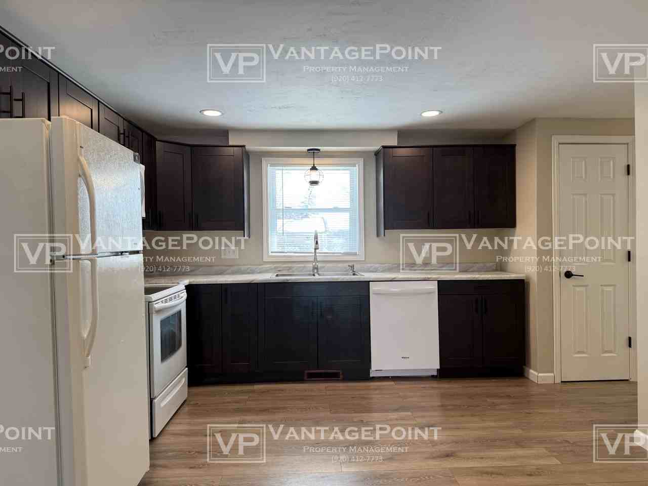 2099 Dove St #2099 - Photo 4 of 16