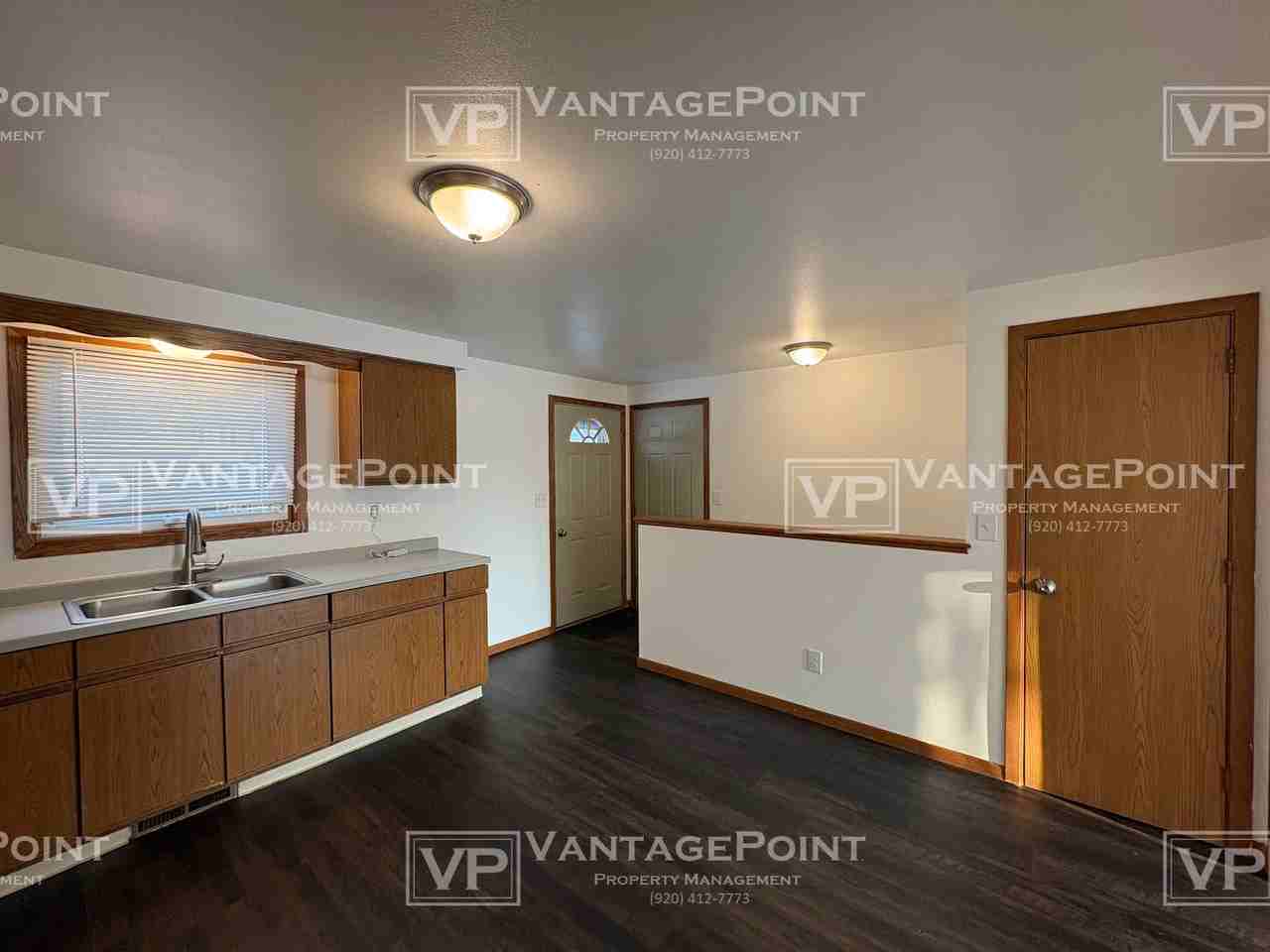 716 Carol Ln #716 - Photo 4 of 16