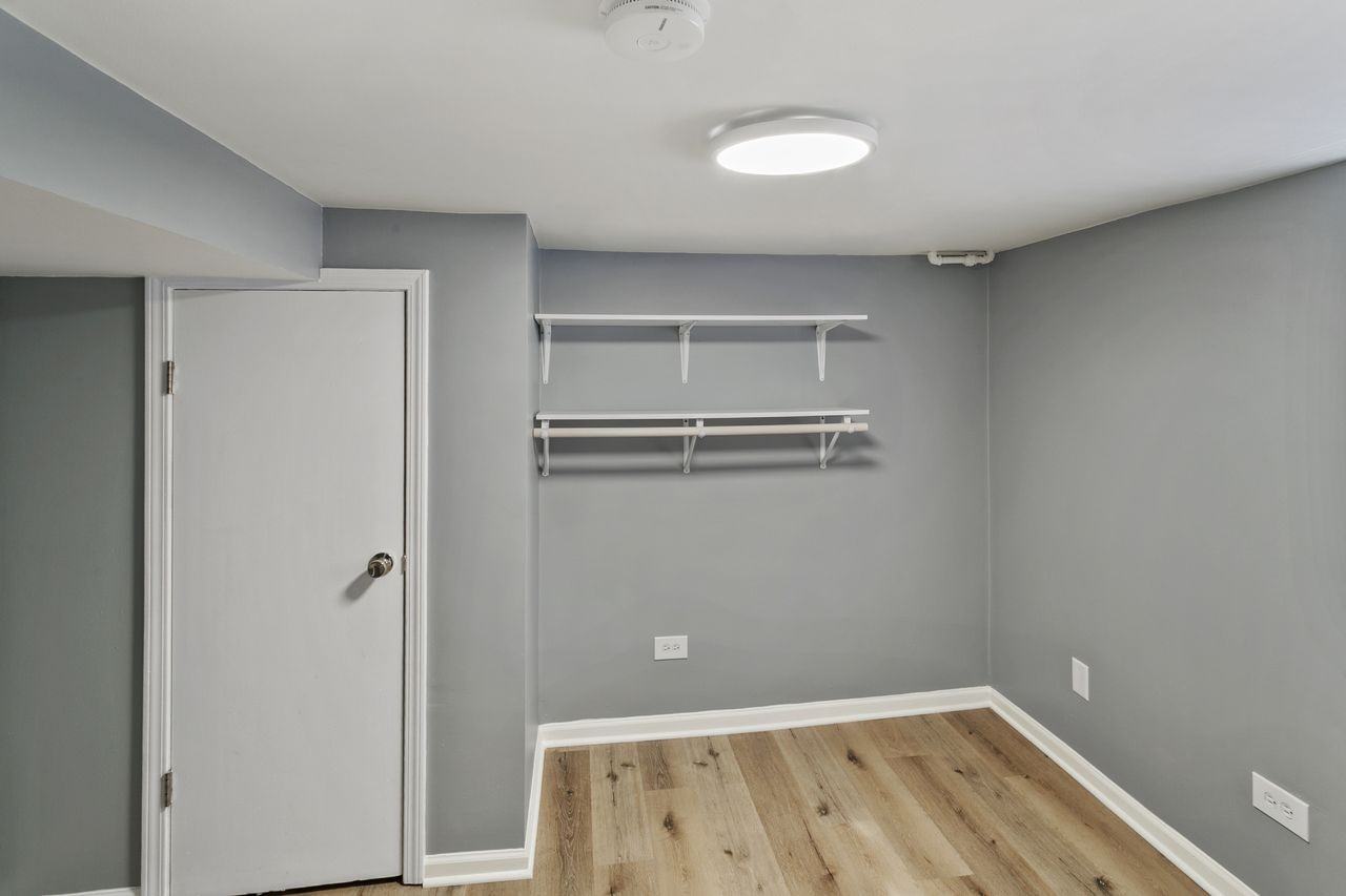 14500 S Sawyer, Midlothian, IL 60445 #1 - Photo 7 of 15