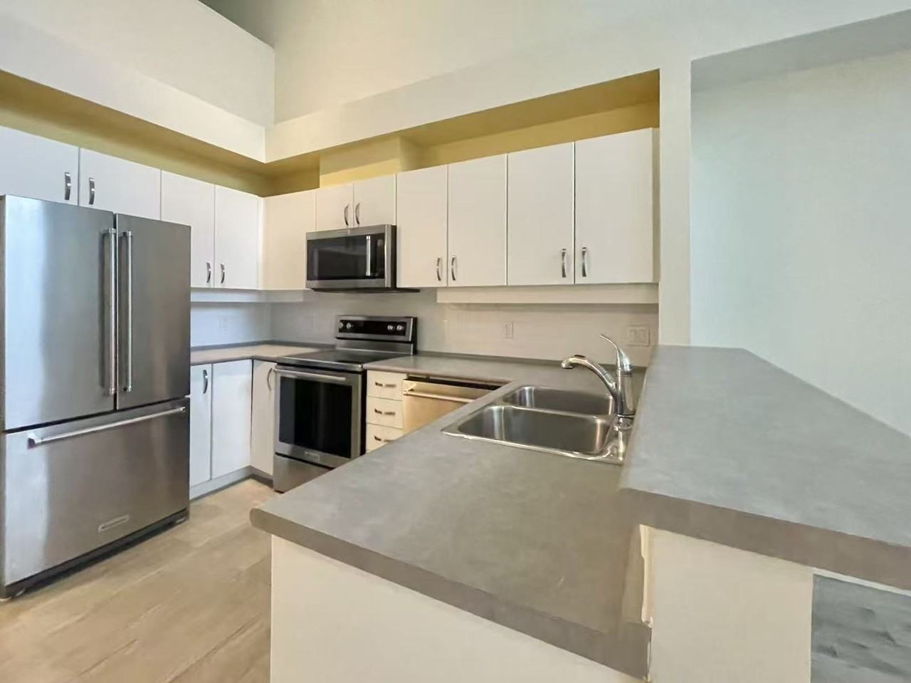 10838 Apartment Building #1 - Photo 3 of 50