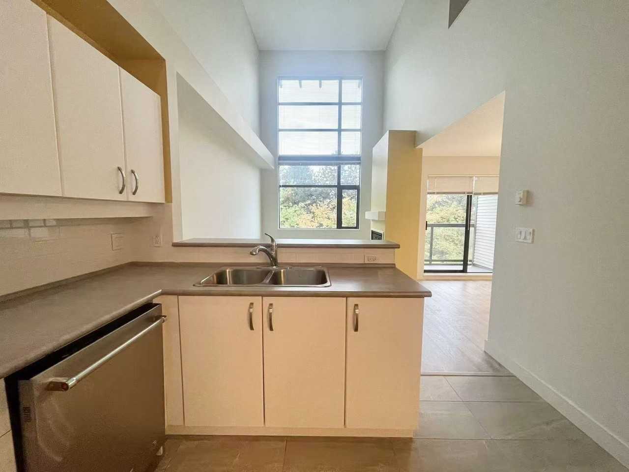 10838 Apartment Building #1 - Photo 4 of 50