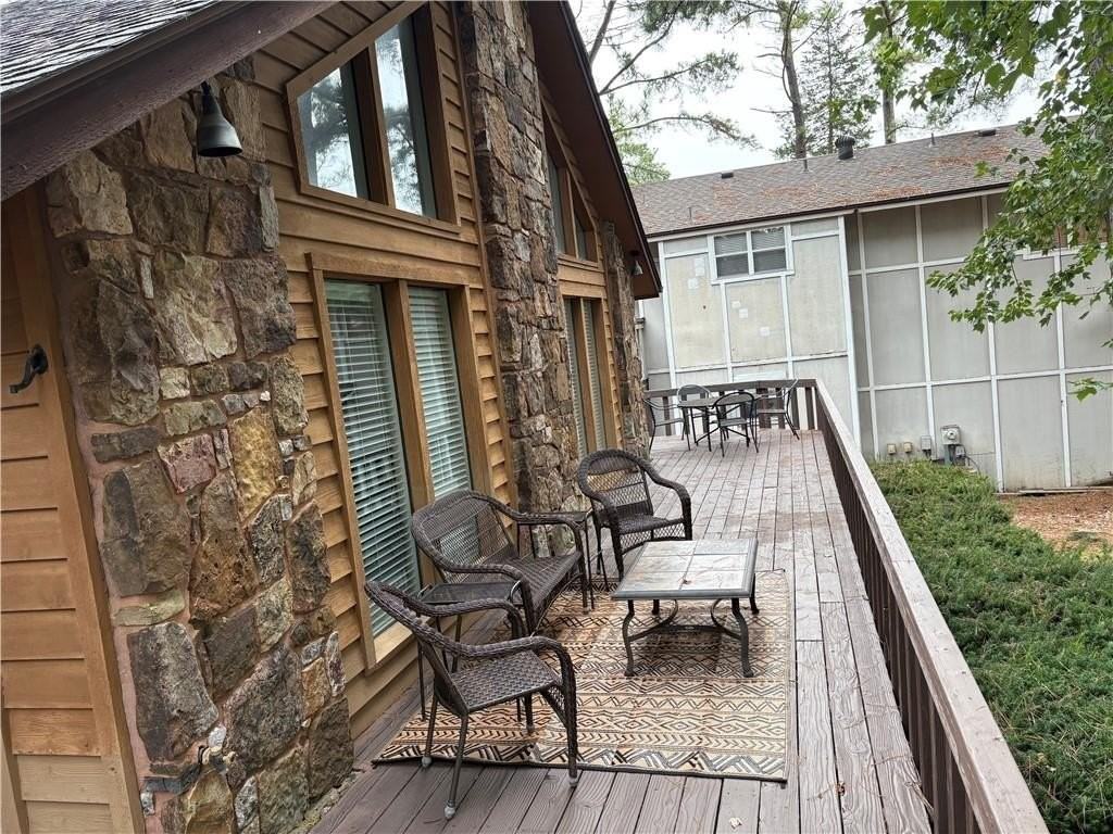 80 Mayfair Dr - Photo 6 of 24