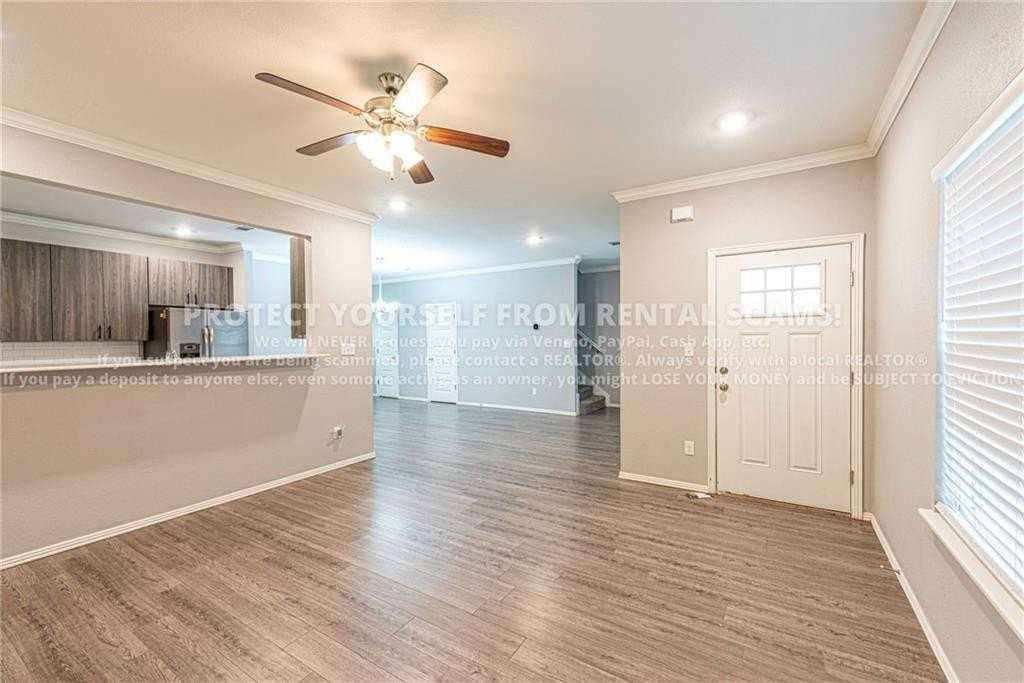 1285 N Corsica Dr - Photo 4 of 19