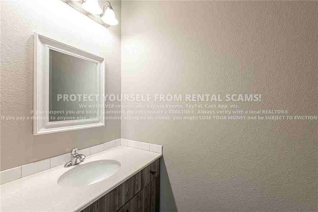 1285 N Corsica Dr - Photo 7 of 19