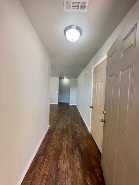 220 Sage St - Photo 2 of 14