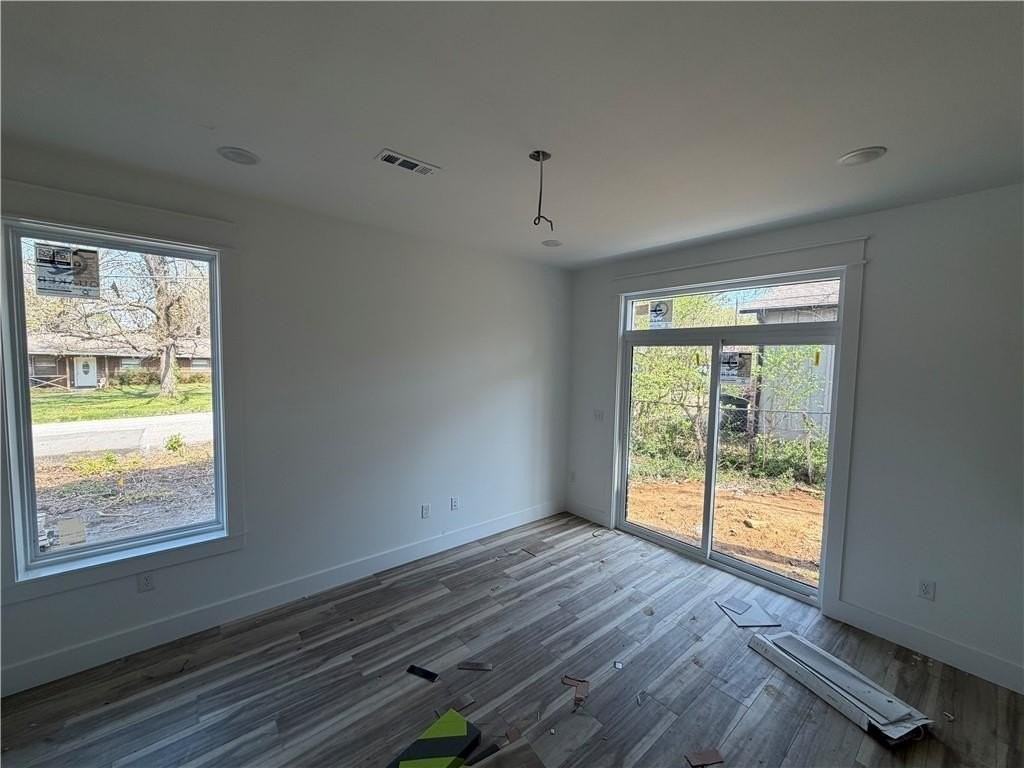 2091  W Ora Unit #B #B - Photo 3 of 19