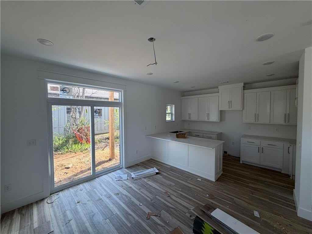 2091  W Ora Unit #B #B - Photo 4 of 19