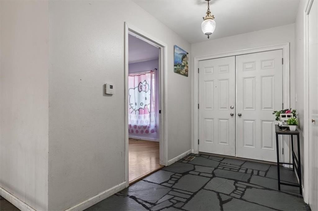 2002 S 17th St - Photo 4 of 42