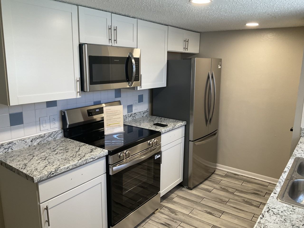 85 E. Caldwood Dr - 6Unit 6 #6 - Photo 4 of 12