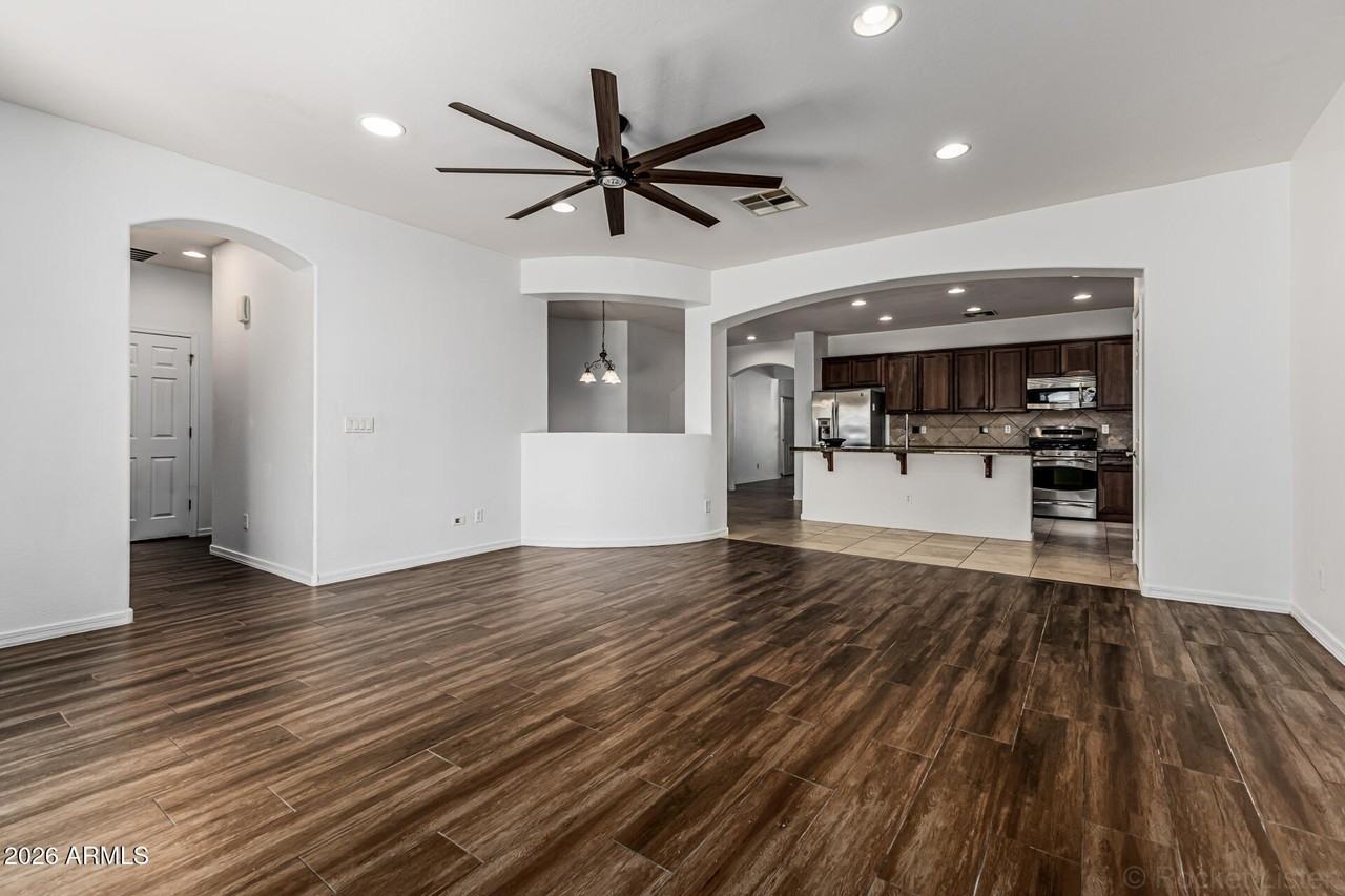 6714 S Constellation Way - Photo 7 of 45