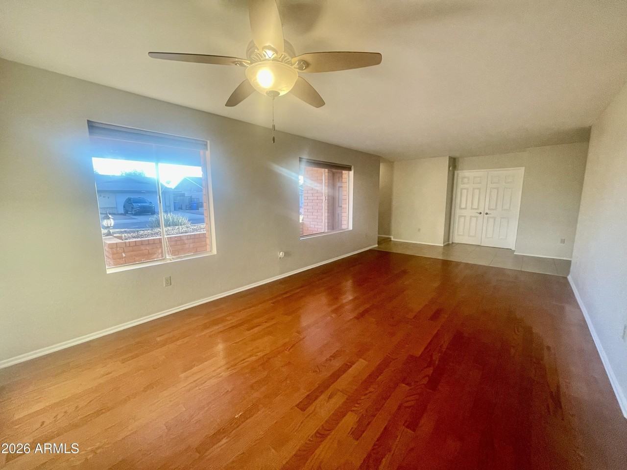 508 E Angela Dr - Photo 5 of 46