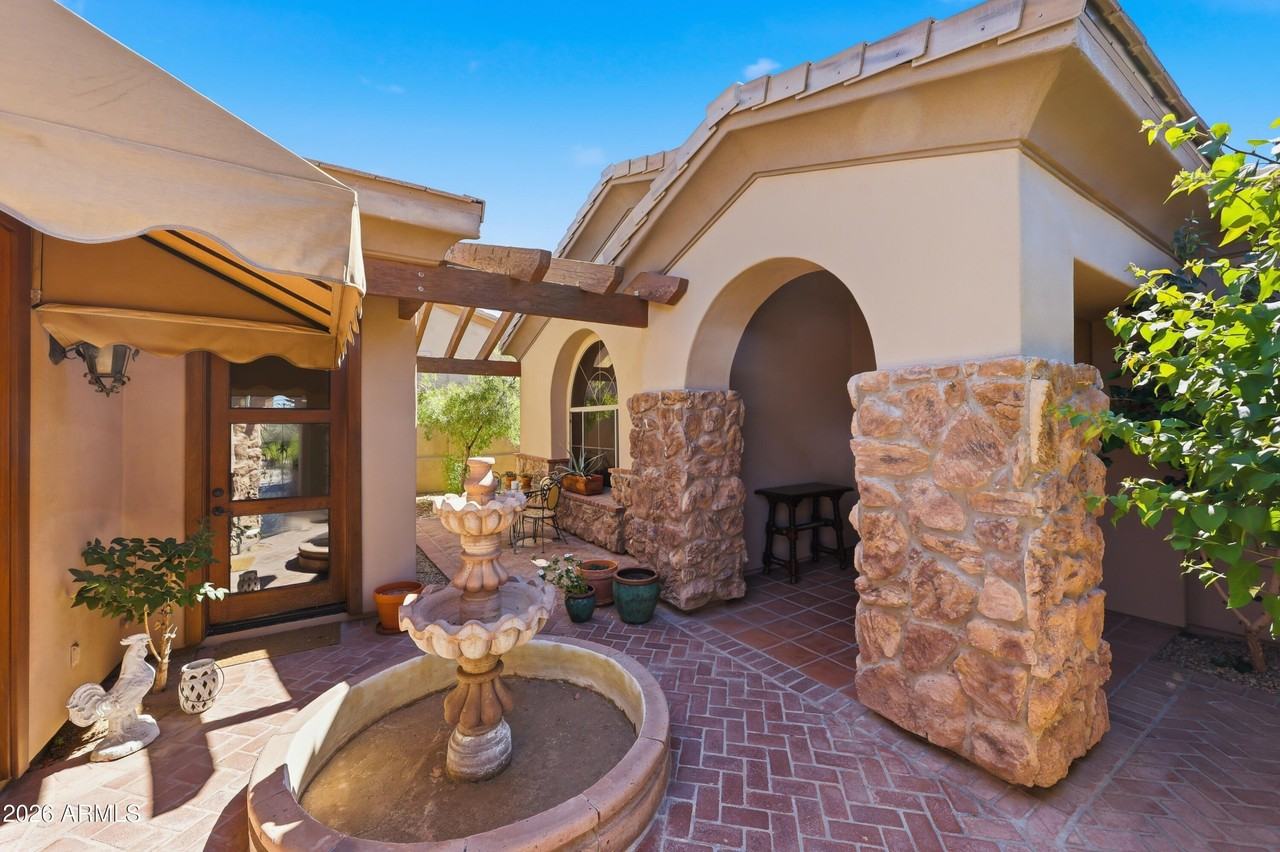 11071 E Evans Rd - Photo 5 of 50