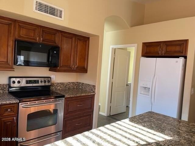 15820 W Latham St - Photo 5 of 14