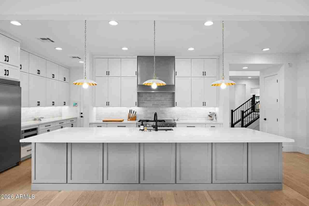 4145 N 42nd Pl - Photo 2 of 26