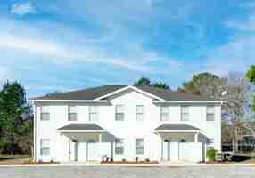 featured image of 116 S Elm St #116