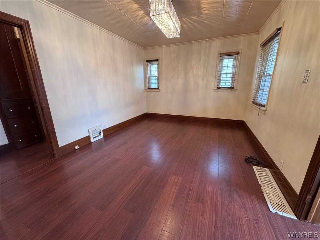 102 Francis Ave - Photo 7 of 43