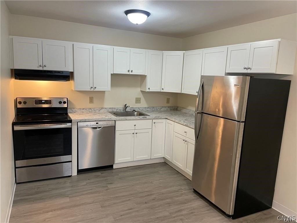 144 Clinton Ave - Photo 3 of 5