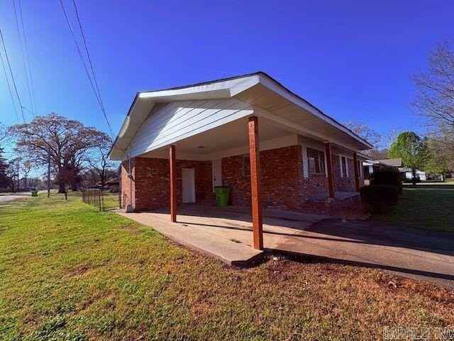 700 Barnes St - Photo 2 of 23