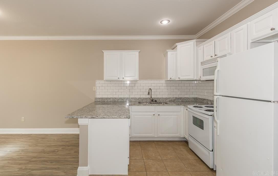 1205 Sadie Dr - Photo 6 of 23