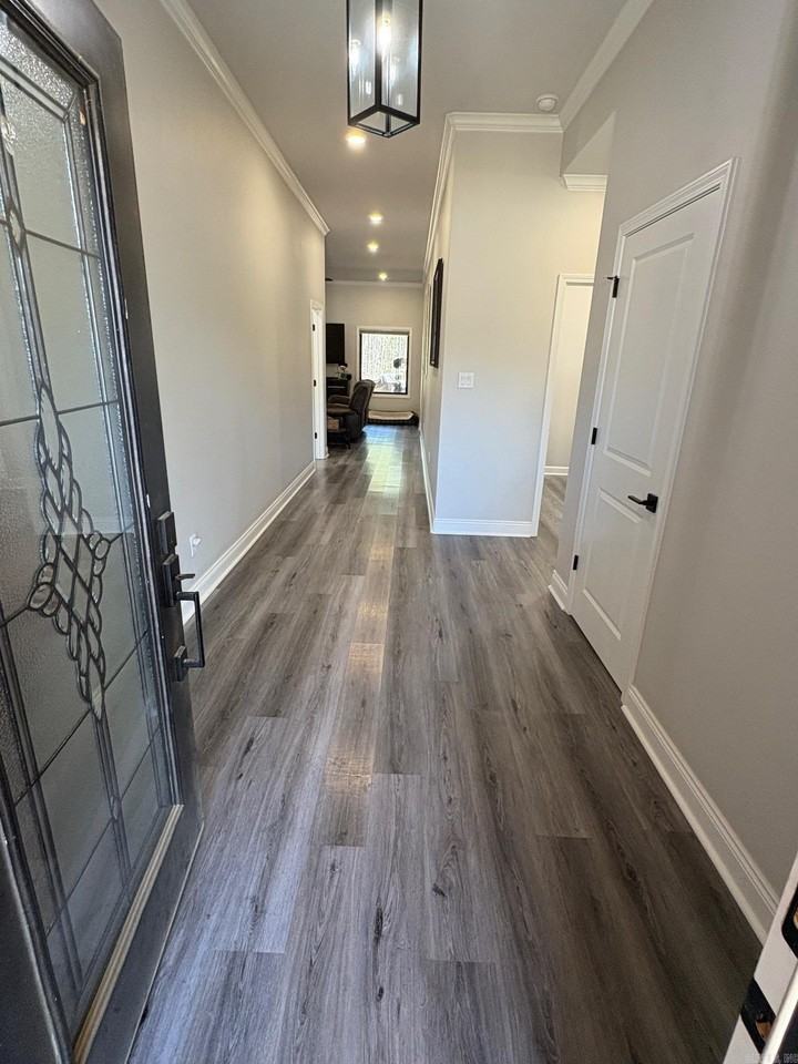 3013 Sue St - Photo 3 of 26