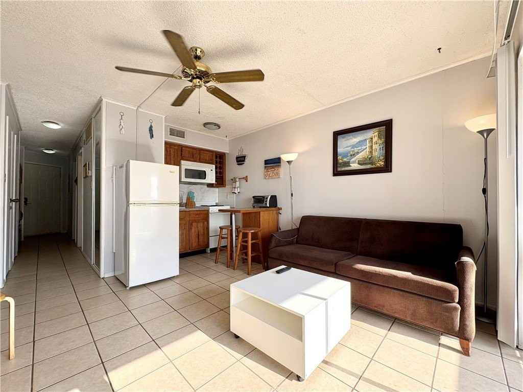 3938 Surfside Blvd #3337 - Photo 3 of 20