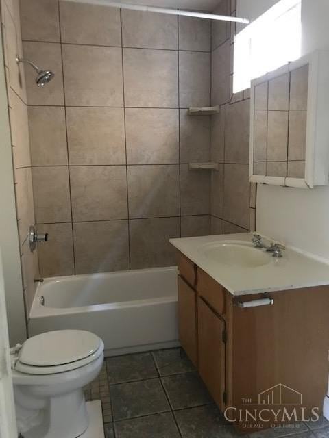 241 E University Ave - Photo 7 of 11