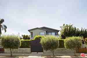 featured image of 2137 Glyndon Ave