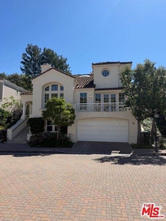 2370 Brookshire Ln - Photo 2 of 2