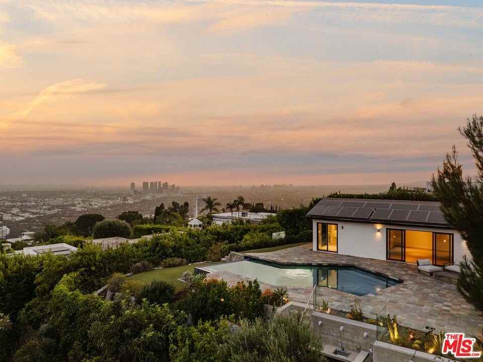 9000 Hopen Pl - Photo 2 of 5