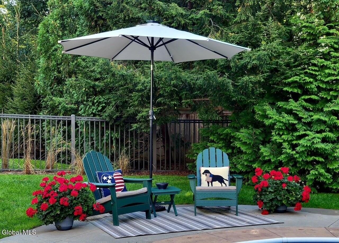 6 Bradford Dr - Photo 5 of 42